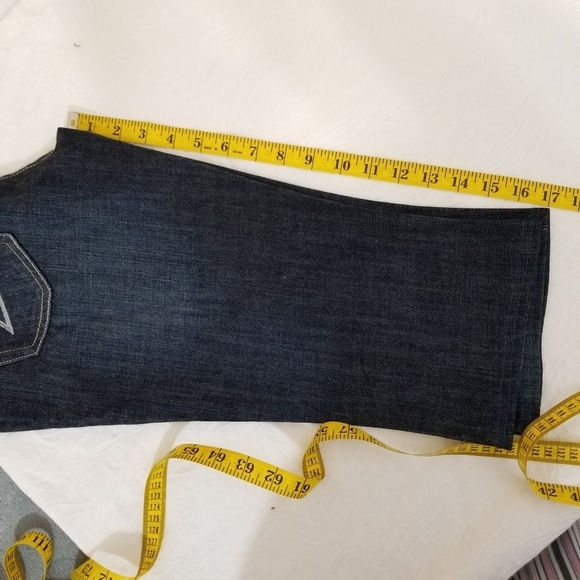 𝅺"live your life" Maternity jean capris - Picture 6 of 9